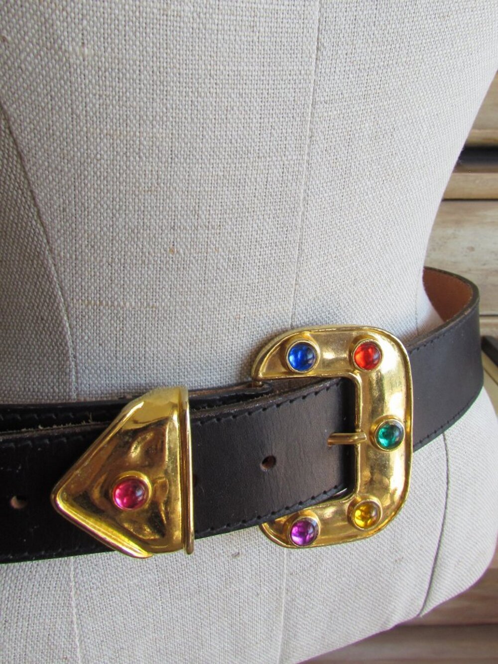 FANCY BELT, LEVI'S LEATHER w JEWELED GOLDEN BUCKLE, MULTICOLOR BLING 1.5" BLACK